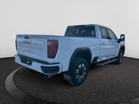 Welcome to Capital GMC! This 2026 GMC Sierra 3500HD in Polar White Tricoat is equipped with 4WD and... (image 4)