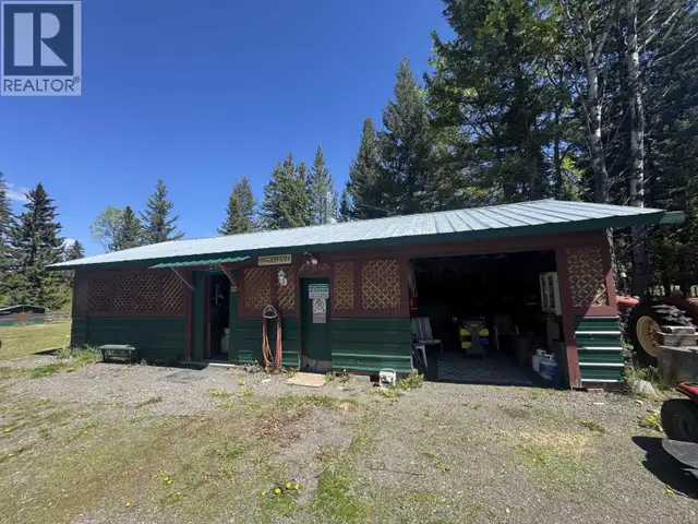 6265 HORSE LAKE ROAD Horse Lake, British Columbia in Houses for Sale in 100 Mile House - Image 27