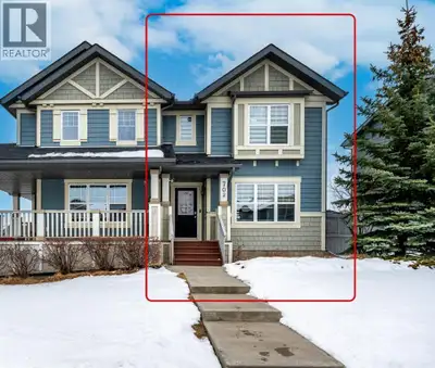 Welcome to this beautiful and well-kept duplex, perfectly located in a family-friendly neighborhood!...