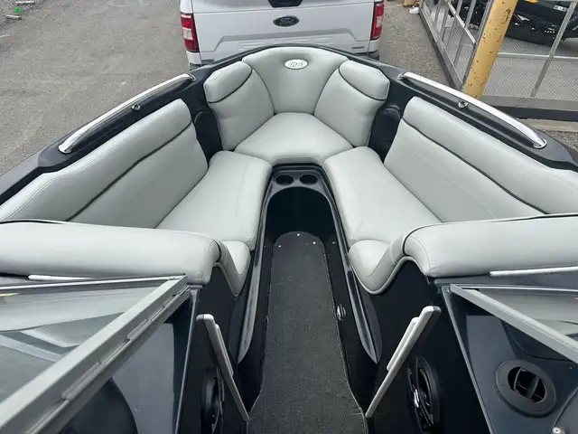 2006 Tige Boats TIGE 24EV SURF BOAT 241 Hours FINANCING AVAILABL in Powerboats & Motorboats in Calgary - Image 27