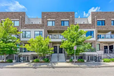 Price: $850,000 / $3,225/mo Modern 3-Storey Condo Townhome in Prime Mimico Welcome to this bright an...