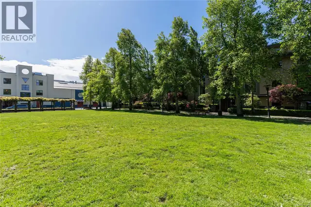 201 380 Waterfront Cres Victoria, British Columbia in Condos for Sale in Victoria - Image 40