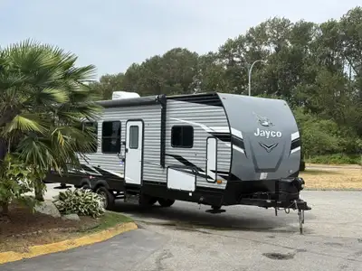 2021 Jayco Jay Flight Octane 277 4 - 6 Passenger Capacity 30-amp power service 13,500 BTU roof-mount...