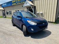 2011 Hyundai Tucson Ready for Adventure! Year: 2011 Make: Hyundai Model: Tucson Mileage: 194,000 Km... (image 1)