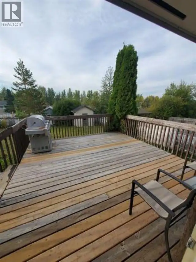 27 MANSON CRESCENT Mackenzie, British Columbia in Houses for Sale in Smithers - Image 7