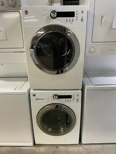Mini laveuse sécheuse frontales blanches 24'' GE (remis à neuf), View more
