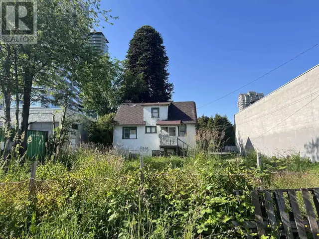 5080 IMPERIAL STREET Burnaby, British Columbia628637638796811229