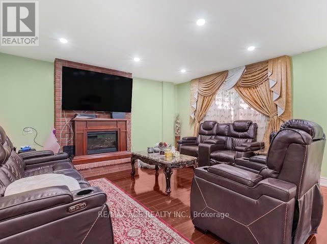 BSMT - 149 NELSON STREET Toronto (Woburn), Ontario 2