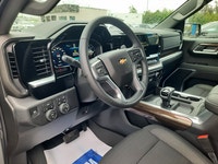 Engine: 5.3L ECOTEC3 V8 L/100Km City: 15.3 L/100Km Hwy: 12.6 Safety Equipment Daytime Running Lamps... (image 1)