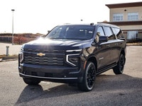 Welcome To Sherwood Park Chevrolet. The #1 Volume Chevrolet Dealer in Canada. This Chevrolet SUBURBA... (image 3)