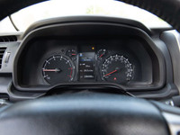 4x4, 4.0L V6, 3-Row, TRD Wheels, Sunroof, Heated Leather Seats, Backup Camera, Rear Sliding Window,... (image 6)