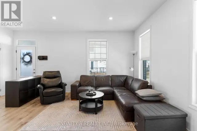 7 ASPEN COMMON St. Catharines (Rykert/Vansickle), Ontario in Condos for Sale in St. Catharines - Image 11