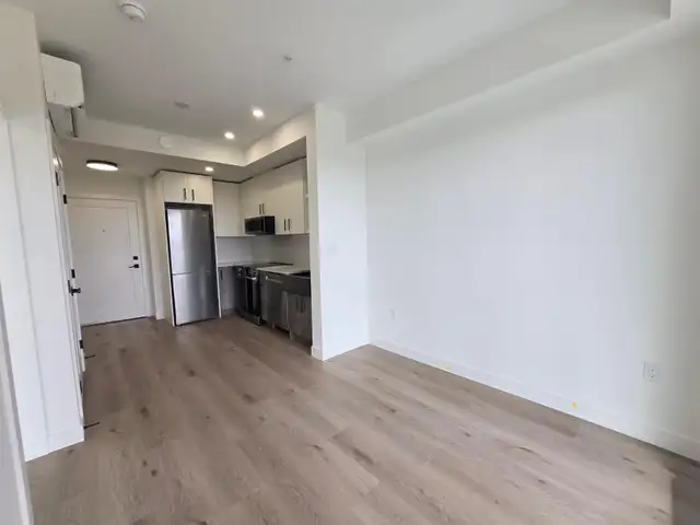 414 10405 147 STREET Surrey, British Columbia in Long Term Rentals in Delta/Surrey/Langley - Image 7