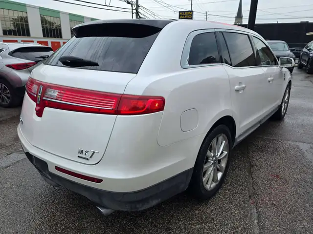 2012 Lincoln MKT 7 Passanger AWD568795651942666246