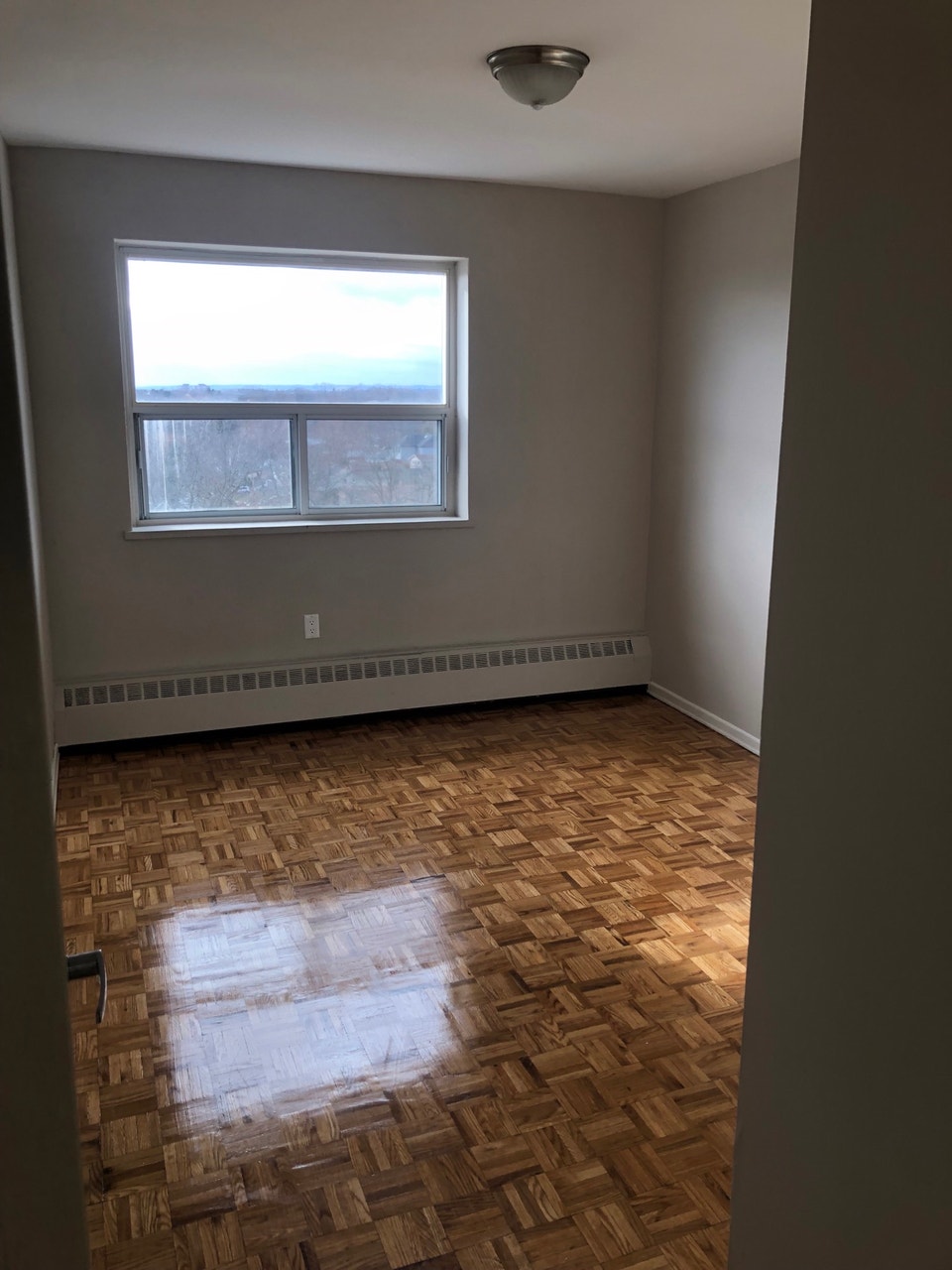 Spacious two bedroom unit available 2