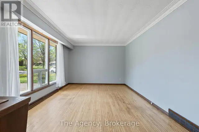17 VICTOR BOULEVARD St. Catharines (Glendale/Glenridge), Ontario in Houses for Sale in St. Catharines - Image 6