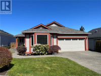 1332 Leeward Way Qualicum Beach, British Columbia