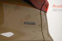 Save over $12,500 on this ultra low KM DEMO - Only 7500KM!! The all-new 2025 Audi Q5 is a masterclas... (image 8)