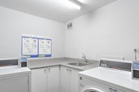 Visitez notre site Web : https://www.capreit.ca/fr/appartements-a-louer/dorval-qc/carrefour-dorval/... (image 7)