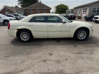 TIGER AUTO SALES LTD - Quality Pre-Owned Car Dealership - Located at 2275 Dundas St., London, Ontari... (image 5)