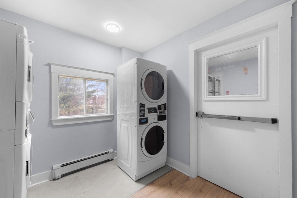 Dartmouth Fully Furnished Room for Rent 3