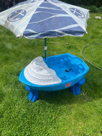 Step2 - Fiesta Cruise Sand & Water Table with Umbrella