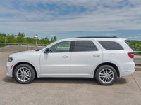 Only 31,984 Miles! This Dodge Durango has a durable Regular Unleaded V-6 3.6 L/220 engine powering t... (image 1)
