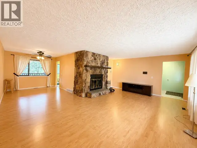 816 ROBERTS DRIVE Esler / Dog Creek, British Columbia in Houses for Sale in Williams Lake - Image 7