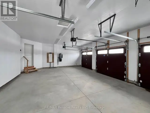 73590 IRENE CRESCENT Bluewater (Hay), Ontario in Houses for Sale in Grand Bend - Image 39