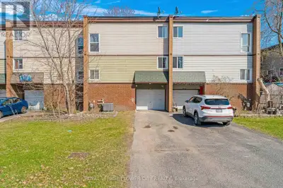 3912 OLD RICHMOND ROAD Ottawa, Ontario