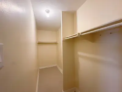 Welcome to Linda Court Apartments, a professionally managed 10-storey high-rise located in south Mis...