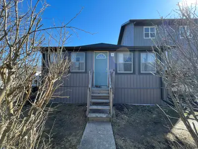 Availability: Immediately Spacious 4 bedroom, 1 full bathroom Prime location, just steps from SLC an...