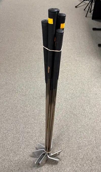 Mizuno 7pc Novel 2 Golf Iron Set (Clubs Listed in Ad), View more