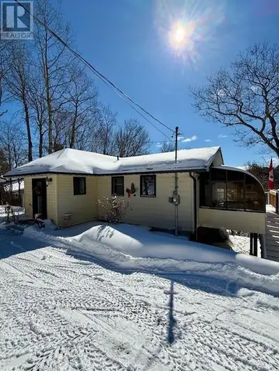 Dreaming of peaceful waterfront living just minutes from town? Welcome to Clear Lake. As the saying...