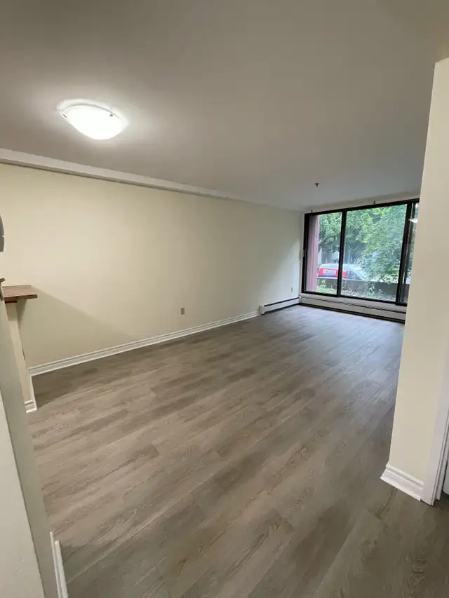 North End 1BR - Unit 107-June 15-Near Hydrostone - Heat/Wat Incl