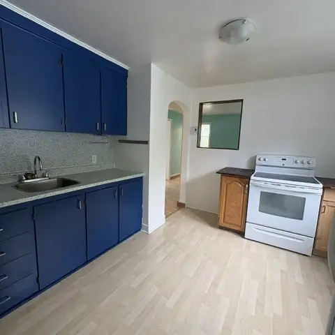 16 COTTAGE ROAD - UPPER&LOWER UNITS AVAILABLE NOW! LAUNDRY INCL in Long Term Rentals in City of Halifax - Image 10