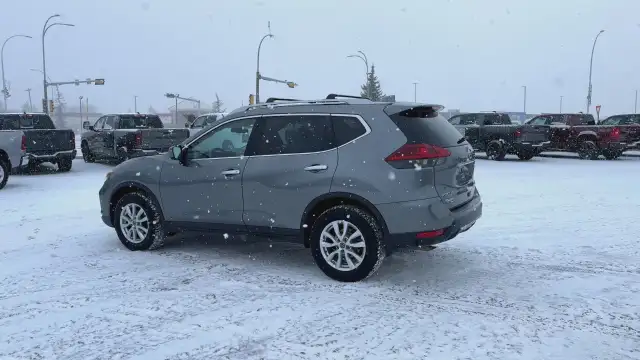 2020 Nissan Rogue426574097784524803