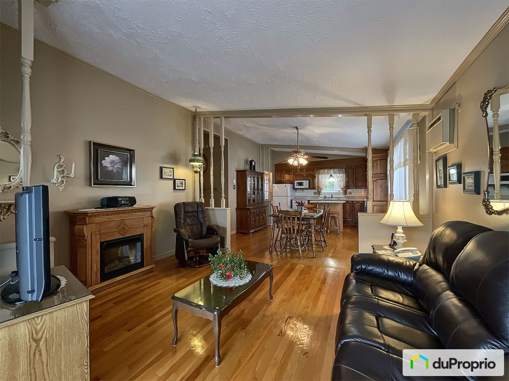 105e Avenue — photo 3