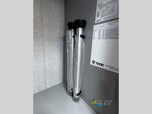 2024 Thor Motor Coach Gemini AWD 23TE Brand new ! Save Huge ! in RVs & Motorhomes in Moncton - Image 41