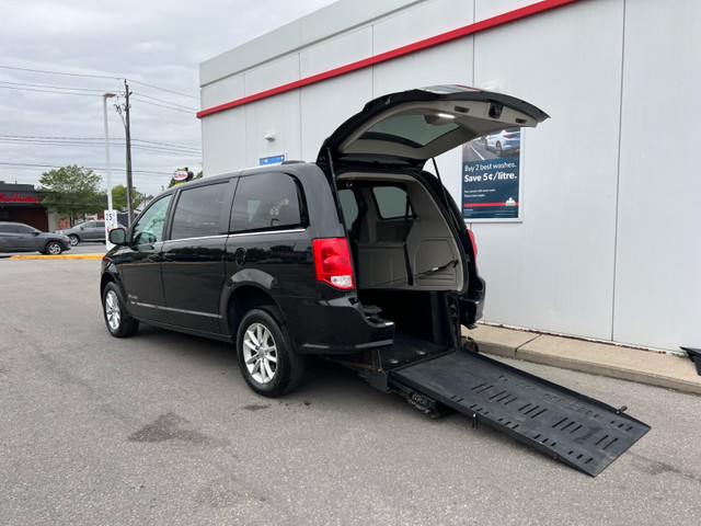 2019 Dodge Grand Caravan SXT-MOBILITY WHEELCHAIR ACCESSIBLE VAN in Cars & Trucks in City of Toronto