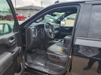 6.2L V8|HEATED & COOLED LEATHER FRONT BUCKET SEATS|HEATED REAR SEATS|SUNROOF|360 CAMERA|BOSE|HEADS U... (image 8)