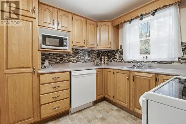 44 Lakewood Drive Extension Brooklyn, Nova Scotia in Houses for Sale in Bedford - Image 14