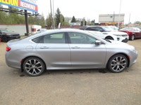 *12M/20K POWER TRAIN WARRANTY INCLUDED ON LISTED PRICE* OPTIONS INCLUDE VOICE ACTIVATED NAVIGATION,... (image 1)