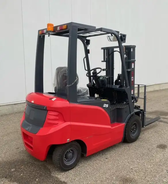 NEW CAN LIFT 5500 LBS ELECTRIC FORKLIFT SIDE SHIFT in Heavy Equipment Parts & Accessories in Prince Albert - Image 4