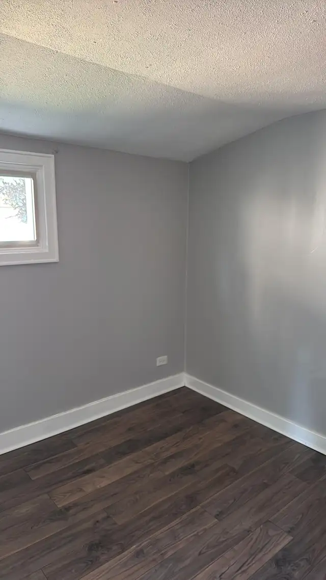 2-Bed Single Family Home in Sault Ste. Marie | In-Unit Laundry & in Long Term Rentals in Sault Ste. Marie - Image 11