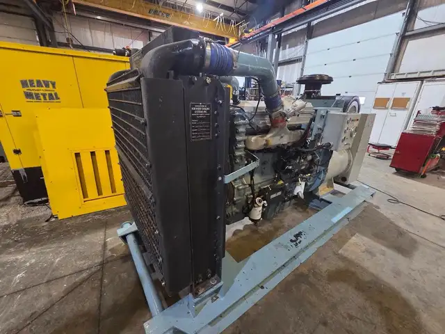 2008 Detroit 12.7L Generator Set in Heavy Equipment in Edmonton - Image 5