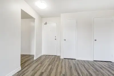 Welcome to our charming 1 bed, 1 bath unit, where comfort and convenience meet in perfect harmony. T...