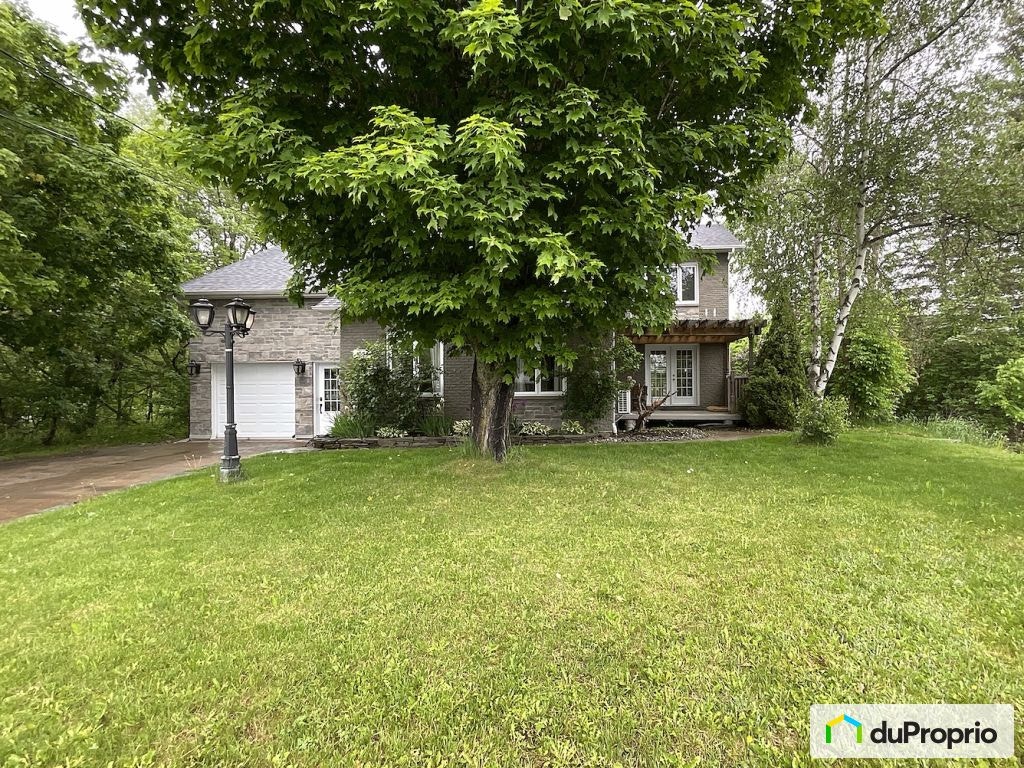 $724,000 - 2 Storey for sale in Sherbrooke (Rock Forest) — photo 1
