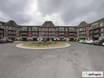 Rareté sur le marché (55 ans et plus - Les Promenades du Parc - Groupe Maurice) -Le Condo est situé...