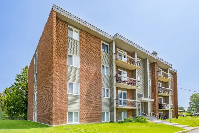 Appartement 4 ½ à louer Charlesbourg juillet 2026 in Long Term Rentals in Québec City - Image 8